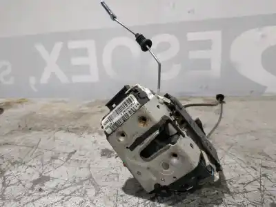 Peça sobressalente para automóvel em segunda mão fechadura da porta dianteira esquerda por dodge journey 2.0 16v crd cat referências oem iam p04589693aa