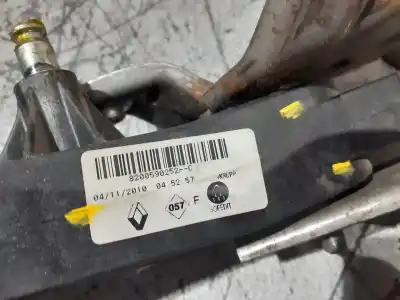 Pièce détachée automobile d'occasion pédale d'embrayage pour renault kangoo (f/kc0) 1.5 dci diesel 68 cv / 50 kw références oem iam 8200590252  