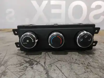 Peça sobressalente para automóvel em segunda mão comando de sofagem (chauffage / ar condicionado)  por dodge journey 2.0 16v crd cat referências oem iam 55111812ad  