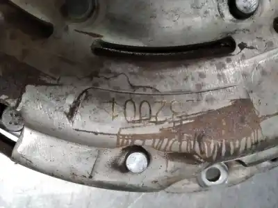 Second-hand car spare part clutch kit for kia cee'd (jd) 1.6 crdi 128 oem iam references 32001