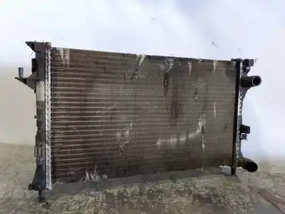 Pièce détachée automobile d'occasion RADIATEUR D'EAU pour RENAULT LAGUNA II (BG0)  Références OEM IAM 8200008764  