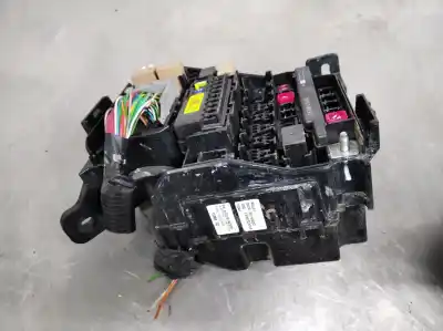 Second-hand car spare part fuse box unit for kia cee'd (jd) 1.6 crdi 128 oem iam references 91216a2285  