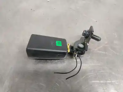 Second-hand car spare part left airbag tensioner for kia cee'd (jd) 1.6 crdi 128 oem iam references 20140512