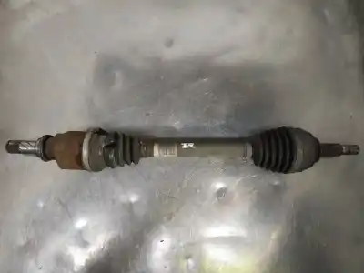 Second-hand car spare part front left transmission for renault clio iii 1.5 dci diesel cat oem iam references 8200499585   Second-hand car spare part front left transmission for renault clio iii 1.5 dci diesel cat oem iam references 8200499585