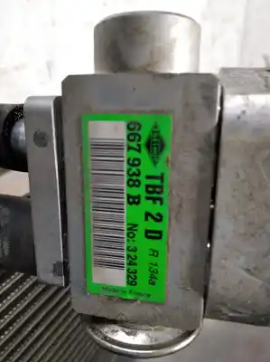 Pezzo di ricambio per auto di seconda mano radiatore riscaldamento/aria condizionata per mini mini (r50,r53) 1.6 16v cat riferimenti oem iam 667938b  