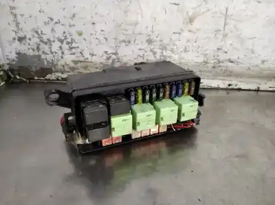 Pezzo di ricambio per auto di seconda mano scatola relè/fusibili per mini mini (r50,r53) 1.6 16v cat riferimenti oem iam 148079009  