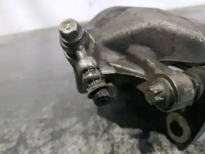 Автозапчастина б/у передній правий гальмівний супорт для peugeot 308 gt line посилання на oem iam 705010  