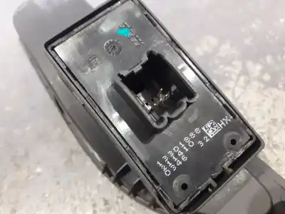 Second-hand car spare part rear right power window switch for opel astra j (p10) 2.0 cdti (68) oem iam references 13301888  