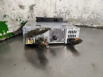 Pezzo di ricambio per auto di seconda mano IMPIANTO AUDIO / RADIO CD per VOLVO S40 BERLINA  Riferimenti OEM IAM 307523711  