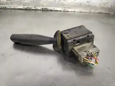 Peça sobressalente para automóvel em segunda mão COMUTADOR DE LIMPA VIDROS por CITROEN SAXO  Referências OEM IAM 96049597ZL  
