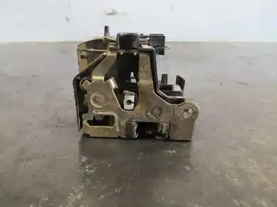 Pezzo di ricambio per auto di seconda mano SERRATURA PORTA ANTERIORE SINISTRA per RENAULT SCENIC (JA..)  Riferimenti OEM IAM   