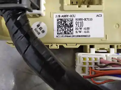 Pezzo di ricambio per auto di seconda mano scatola relè/fusibili per hyundai i10 1.0 cat riferimenti oem iam 91950k7110  