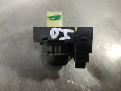 Pezzo di ricambio per auto di seconda mano controllo specchio per hyundai i10 1.0 cat riferimenti oem iam p93530k6000nnb