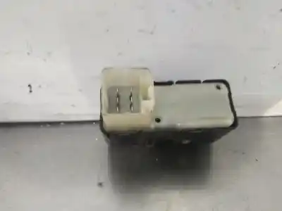 Peça sobressalente para automóvel em segunda mão botão / interruptor elevador vidro traseiro esquerdo por dodge caliber 2.0 16v crd cat referências oem iam   
