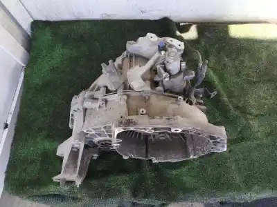 Second-hand car spare part gearbox for opel astra j (p10) 2.0 cdti (68) oem iam references gd0157811  