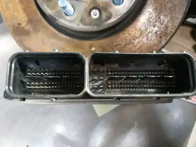 Peça sobressalente para automóvel em segunda mão CENTRALINA DE MOTOR UCE por OPEL ASTRA J (P10)  Referências OEM IAM 55577674  
