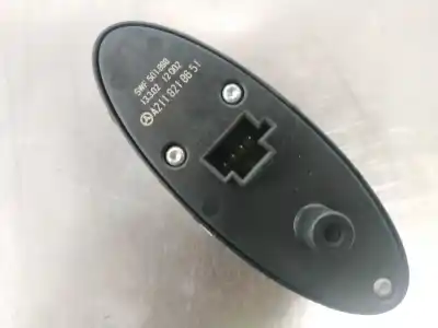 Peça sobressalente para automóvel em segunda mão BOTÃO / INTERRUPTOR ELEVADOR VIDRO TRASEIRO ESQUERDO por MERCEDES-BENZ CLASE E (W211) BERLINA  Referências OEM IAM A2118218651  