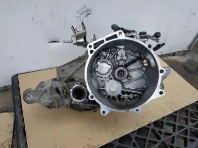 Piesă de schimb auto la mâna a doua cutie de viteze pentru dodge caliber 2.0 16v crd cat referințe oem iam a8706292  