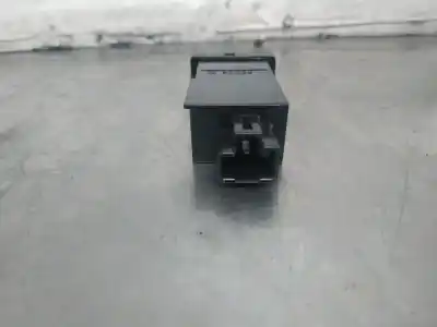 Peça sobressalente para automóvel em segunda mão trocar por mazda 6 berlina (gg) 2.0 crtd 136 active referências oem iam 