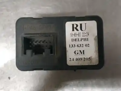 Second-hand car spare part left front power window switch for opel meriva 1.7 16v cdti cat oem iam references 13363202  