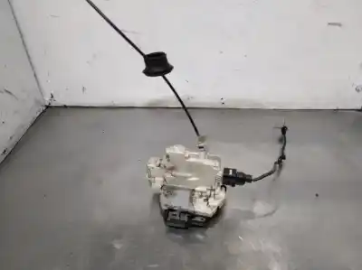 Автозапчастина б/у замок передній праві двері для seat exeo st (3r5) 2.0 tdi посилання на oem iam 8e1037016aa  