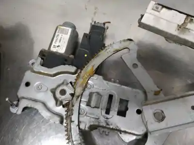 Second-hand car spare part passenger side right window regulator for opel combo 1.7 16v dti cat (y 17 dt / lr6) oem iam references 24448127  