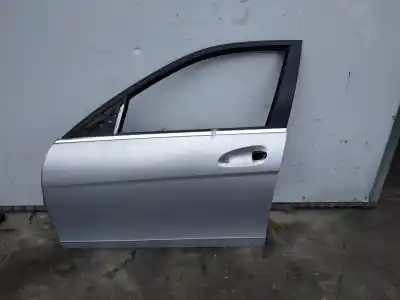 Recambio de automóvil de segunda mano de PUERTA DELANTERA IZQUIERDA para MERCEDES CLASE C (W204) BERLINA  referencias OEM IAM   