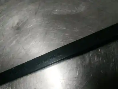 Peça sobressalente para automóvel em segunda mão haste de escova dianteiro esquerdo por citroen c4 picasso 1.6 blue-hdi fap referências oem iam 9676370680