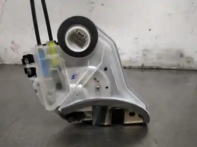 Pezzo di ricambio per auto di seconda mano serratura porta posteriore destra per toyota aygo 1.0 cat riferimenti oem iam 