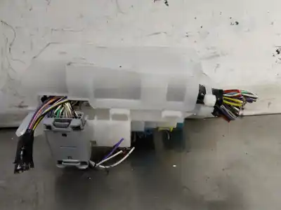 Pezzo di ricambio per auto di seconda mano scatola relè/fusibili per toyota aygo 1.0 cat riferimenti oem iam 