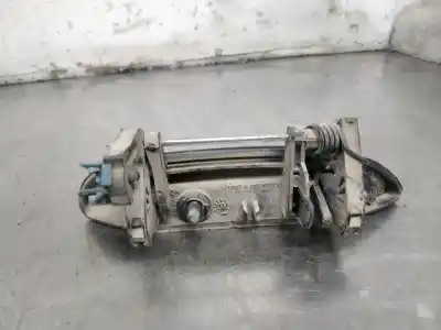 Pezzo di ricambio per auto di seconda mano maniglia esterna anteriore sinistra per renault clio ii fase i (b/cbo) 1.9 d alize riferimenti oem iam 7700426086  