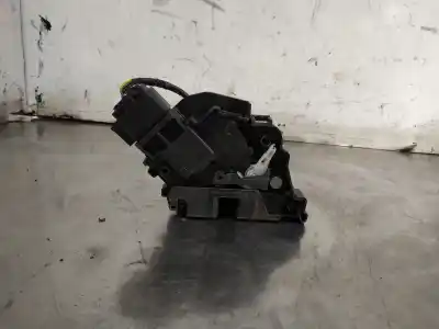 Автозапчастина б/у ЗАМОК ПЕРЕДНІЙ ПРАВІ ДВЕРІ для FORD FOCUS BERLINA (CAP)  Посилання на OEM IAM 7M5AR21812AA  