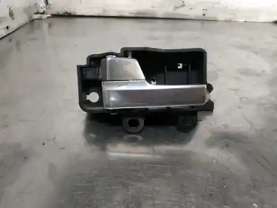 Peça sobressalente para automóvel em segunda mão PUXADOR INTERIOR TRASEIRO ESQUERDO por FORD FOCUS BERLINA (CAP)  Referências OEM IAM 3M51R22601  