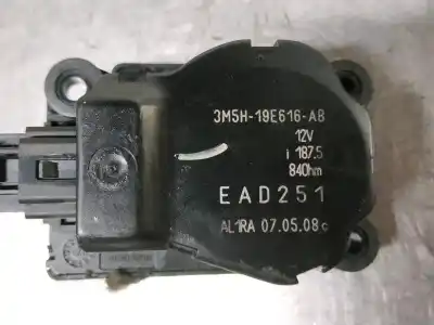 Peça sobressalente para automóvel em segunda mão motor de abertura da comporta de sofagem por ford focus berlina (cap) 1.6 tdci cat referências oem iam 3m5h19e616ab  