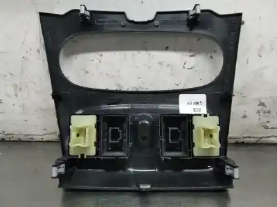 Second-hand car spare part left front power window switch for dacia sandero 0.9 tce cat oem iam references 1205610x