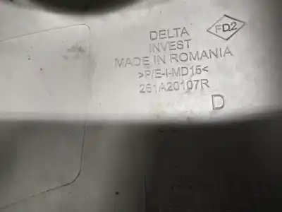 Second-hand car spare part right bumper grille for dacia sandero 0.9 tce cat oem iam references 261a20107r