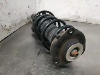 Peça sobressalente para automóvel em segunda mão amortecedor dianteiro direito por audi a3 (8p) 1.9 tdi attraction 105 cv / 77 kw referências oem iam 1t0413031da  
