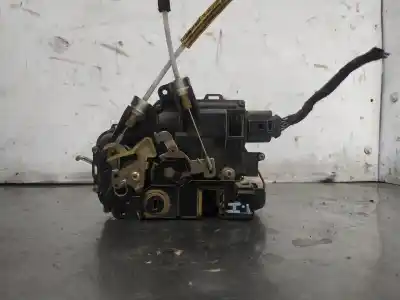 Автозапчастина б/у замок дверей заднього лівого для audi a6 avant (4b5) 2.5 tdi 163 cv / 120 kw посилання на oem iam   