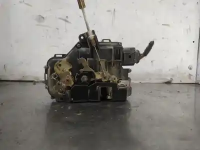 Second-hand car spare part left front door lock for audi a6 avant (4b5) 2.5 tdi 163 cv / 120 kw oem iam references 4b1837015g