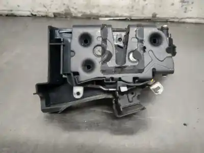 Автозапчастина б/у замок передніх дверей лівий для ford focus c-max (cap) 1.8 tdci turbodiesel cat посилання на oem iam 3m5ar21813er  