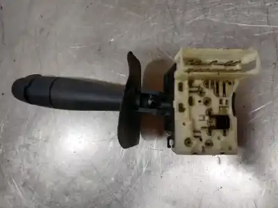 Pezzo di ricambio per auto di seconda mano comando pulito per renault clio ii fase ii (b/cb0) 1.5 dci diesel 65 cv / 48 kw riferimenti oem iam   