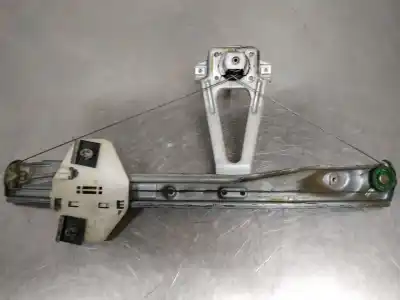 Pezzo di ricambio per auto di seconda mano alzacristalli posteriore sinistro per renault clio ii fase ii (b/cb0) 1.5 dci diesel 65 cv / 48 kw riferimenti oem iam 7700434303  