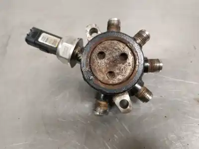 Автозапчастина б/у рампа инжектора для renault clio ii fase ii (b/cb0) 1.5 dci diesel 65 cv / 48 kw посилання на oem iam 8200057345  