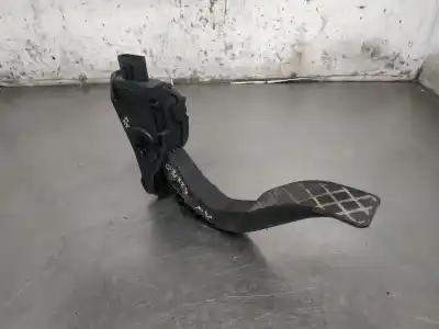Second-hand car spare part accelerator pedal for audi a5 coupe (8t) 3.0 v6 24v tdi oem iam references 8k1723523