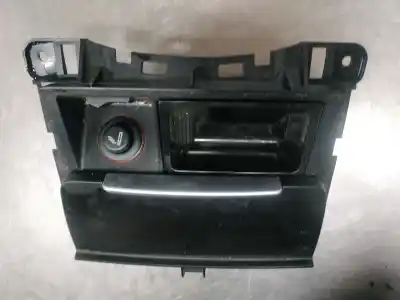 Автозапчастина б/у попільничка для audi a5 coupe (8t) 3.0 v6 24v tdi посилання на oem iam 8k0857951  