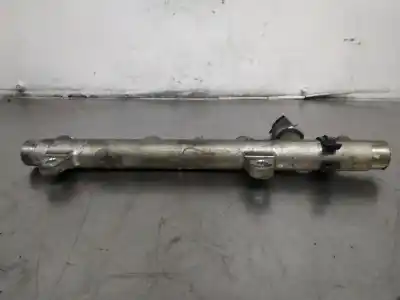 İkinci el araba yedek parçası ENJEKTÖR RAMPASI için RENAULT LAGUNA II GRANDTOUR (KG0)  OEM IAM referansları 7700111013  