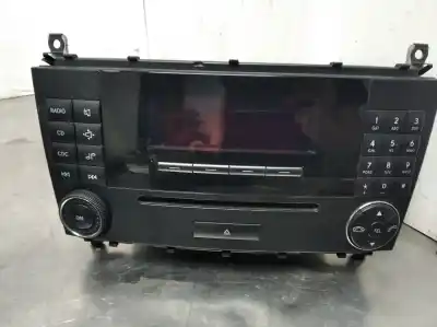 Recambio de automóvil de segunda mano de SISTEMA AUDIO / RADIO CD para MERCEDES CLASE C (W203) BERLINA  referencias OEM IAM A2038703689  