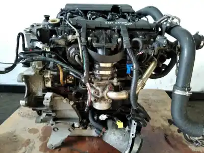 Pièce détachée automobile d'occasion moteur complet pour renault vel satis (bj0) 2.2 dci turbodiesel références oem iam g9t702  