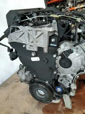 Pièce détachée automobile d'occasion moteur complet pour renault vel satis (bj0) 2.2 dci turbodiesel références oem iam g9t702  