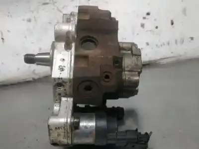 Recambio de automóvil de segunda mano de bomba inyeccion para renault megane ii coupe 1.9 dci diesel referencias oem iam 8200108225  